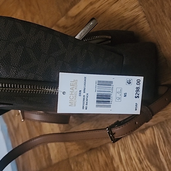 COPY - Michael kors backpack - Picture 4 of 8